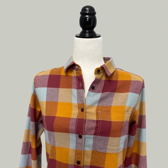 Wind River Red and Orange Plaid Flannel Shirt - Picture 6 of 6